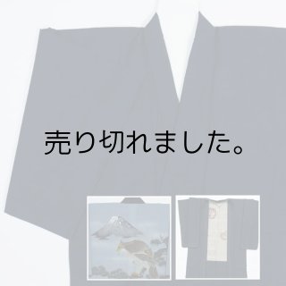 リサイクル中古着物の襦袢や羽織がセットとなっています