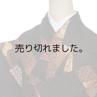 夏着物　白地に黒と緑の格子柄　シボ加工の洗える着物 夏着物 白地に黒と緑の格子柄 シボ加工の洗える着物 夏