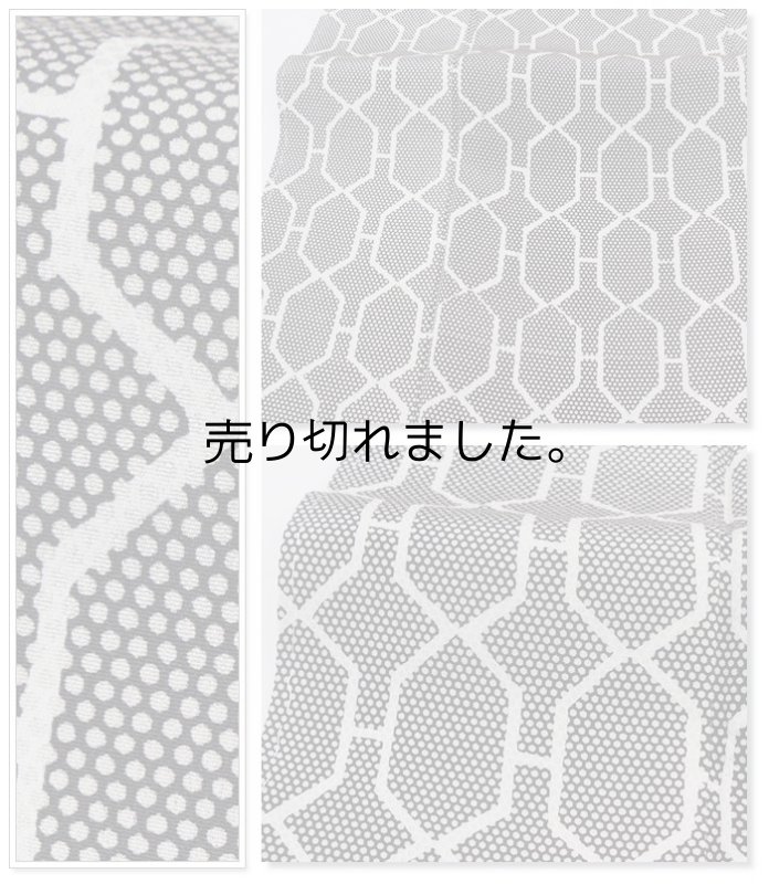 未使用品 小紋袷 染小紋 松坂屋 黒地  身丈157cm 裄62cm訳あり