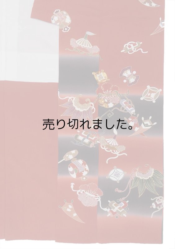 訪問着袷 リサイクル 逸品 訪問着 着物 赤地 宝尽くし 友禅染め着物 身丈166cm 裄66cm Lサイズ 仕立て上がり リサイクル着物 フォーマル a1m6m1y5 茶会「中古」